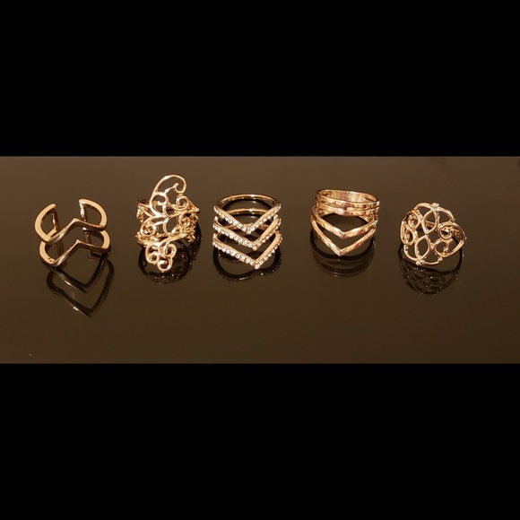 BOHO GOLDTONE RING SET - Picture 1 of 6